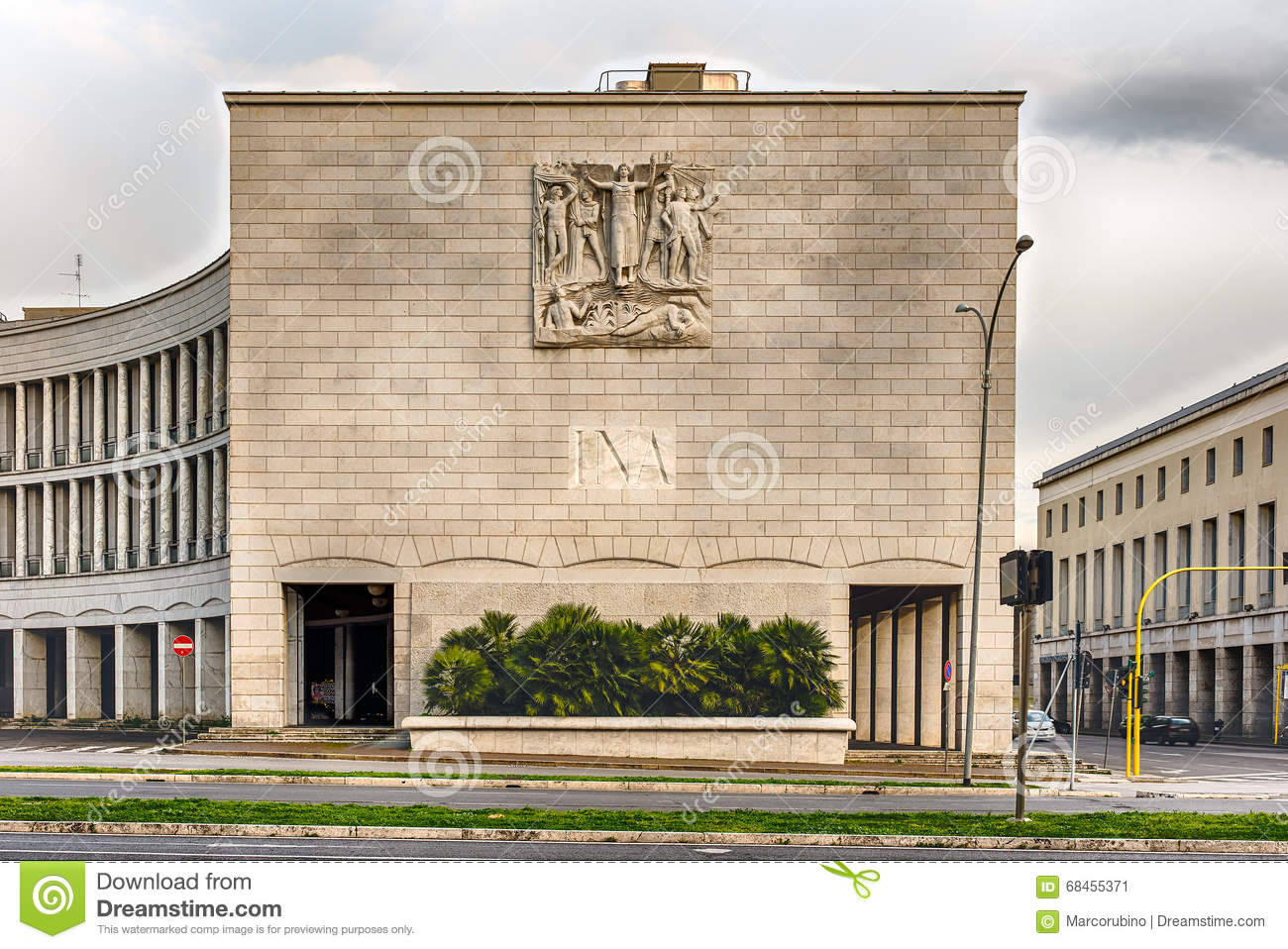 neoclassical-architecture-eur-district-rome-italy-scenic-68455371